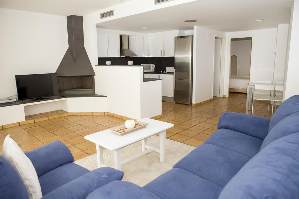 Mimoses Apartaments กาดาเกส ภายนอก รูปภาพ